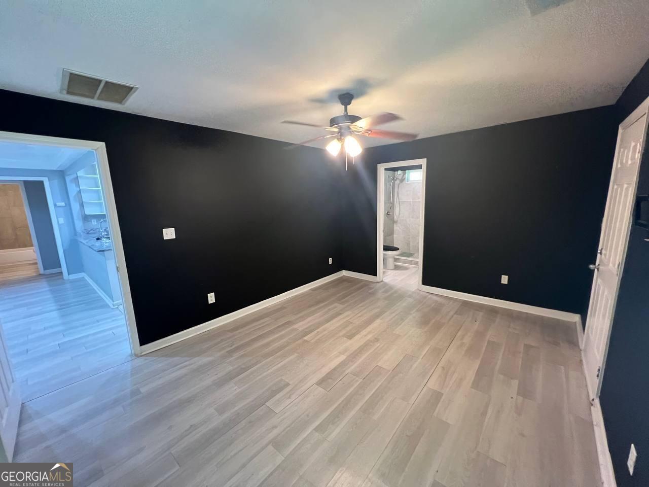 60 Harlan Road Sw Property Photo 14