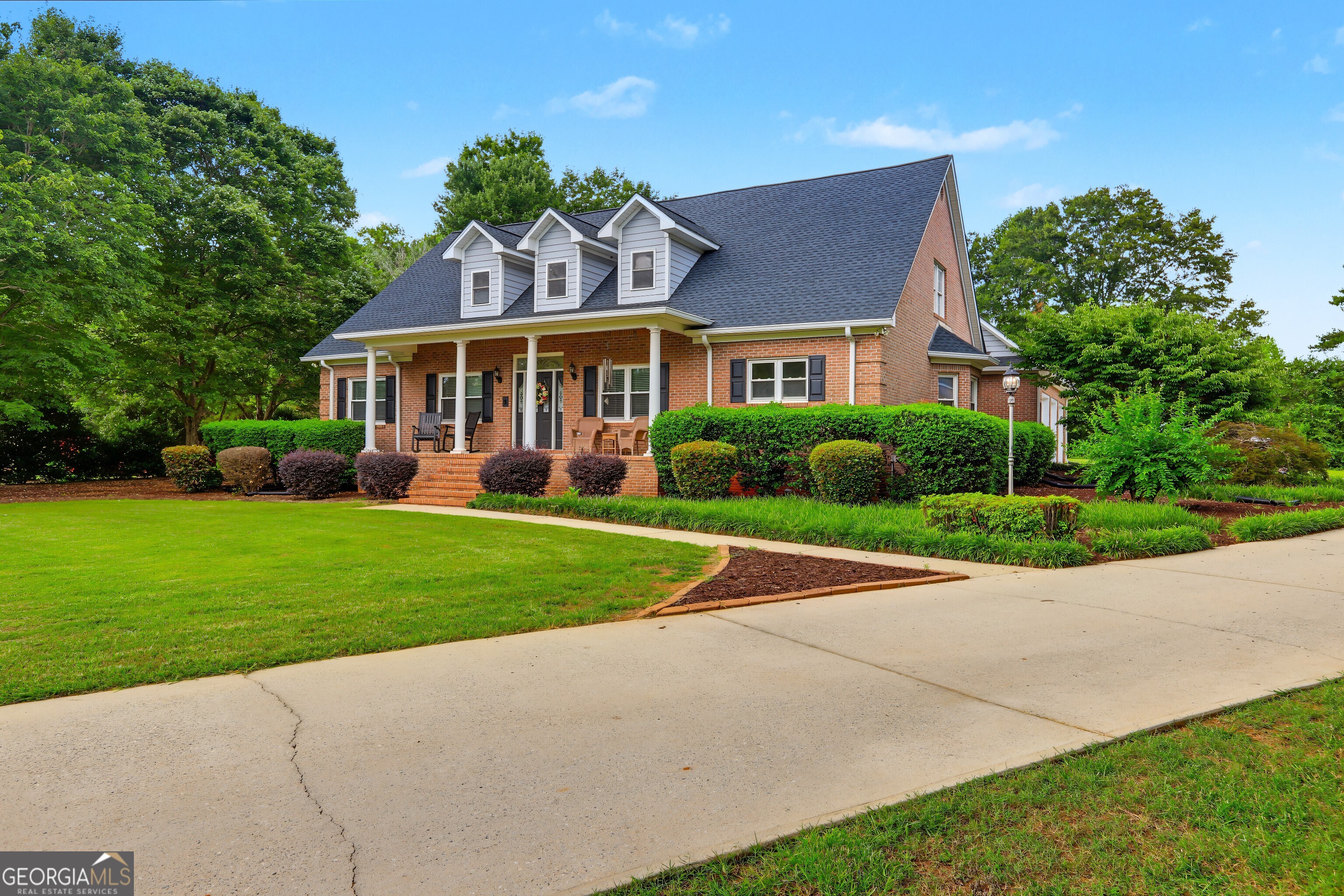 185 Red Maple Drive Property Photo 3
