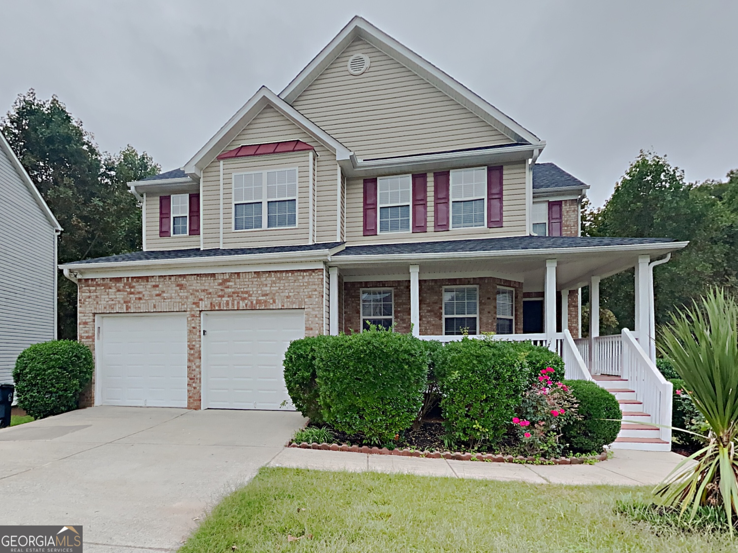 825 Roxfield Court Property Photo 1
