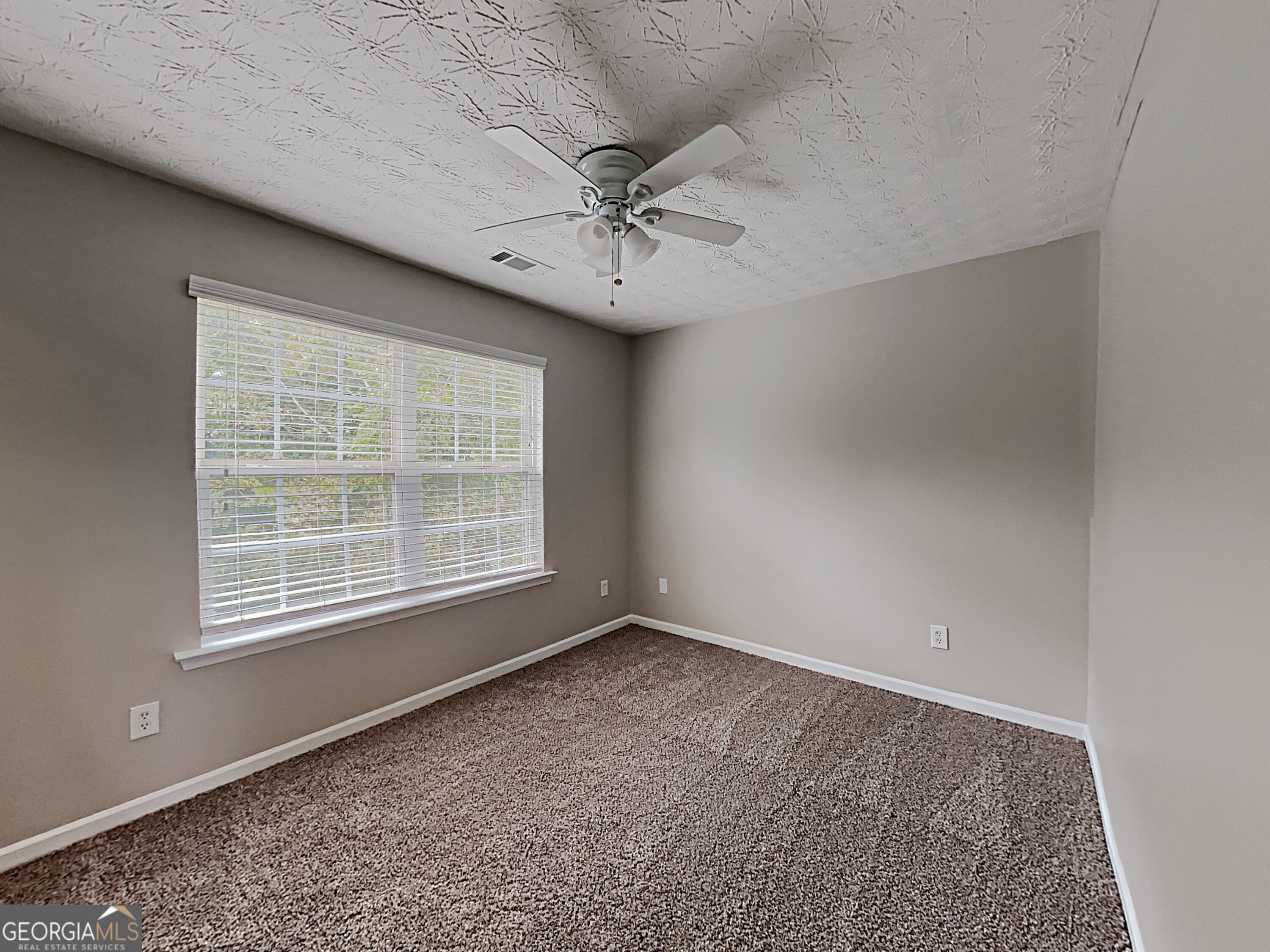 825 Roxfield Court Property Photo 18