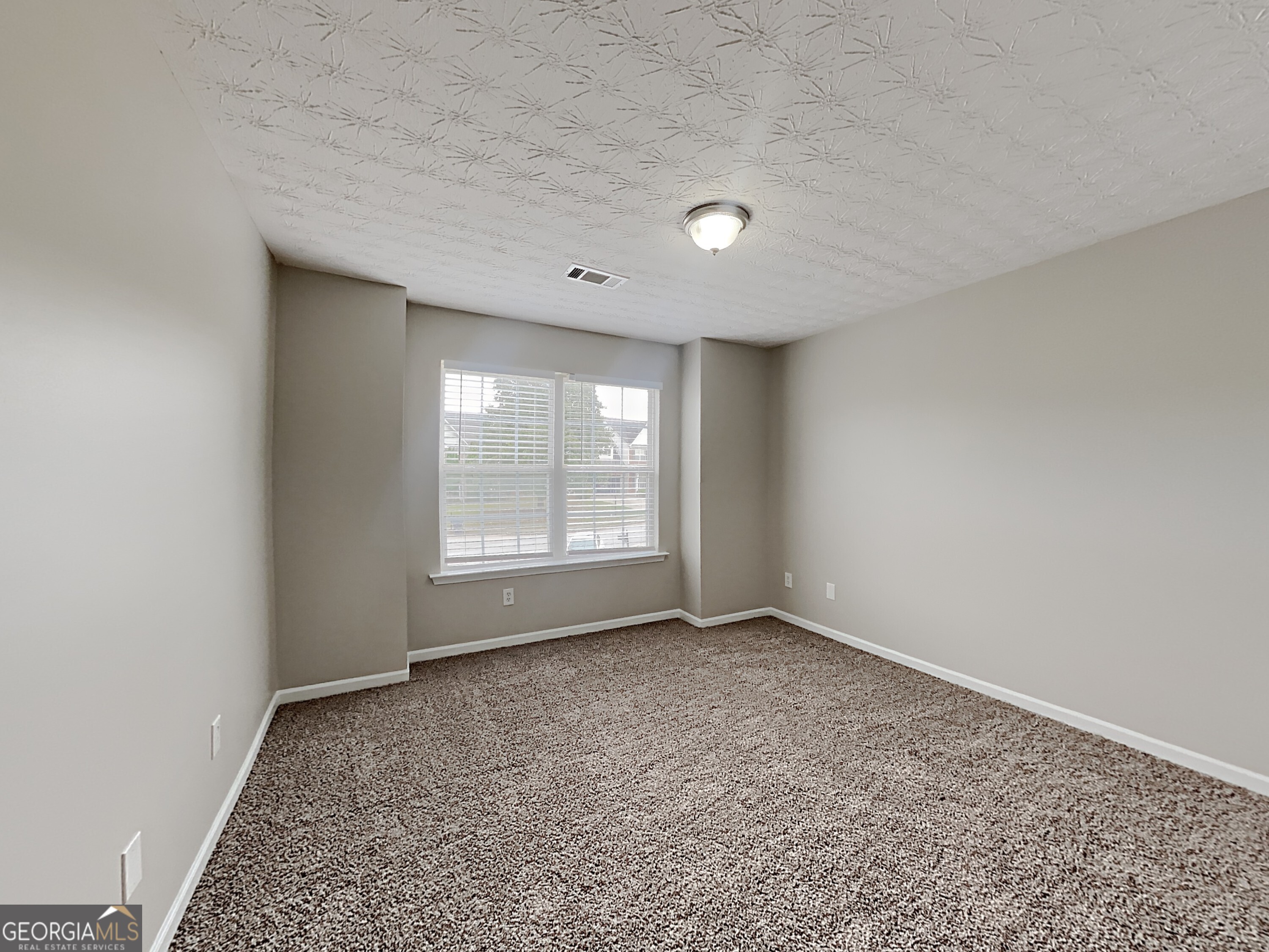 825 Roxfield Court Property Photo 20