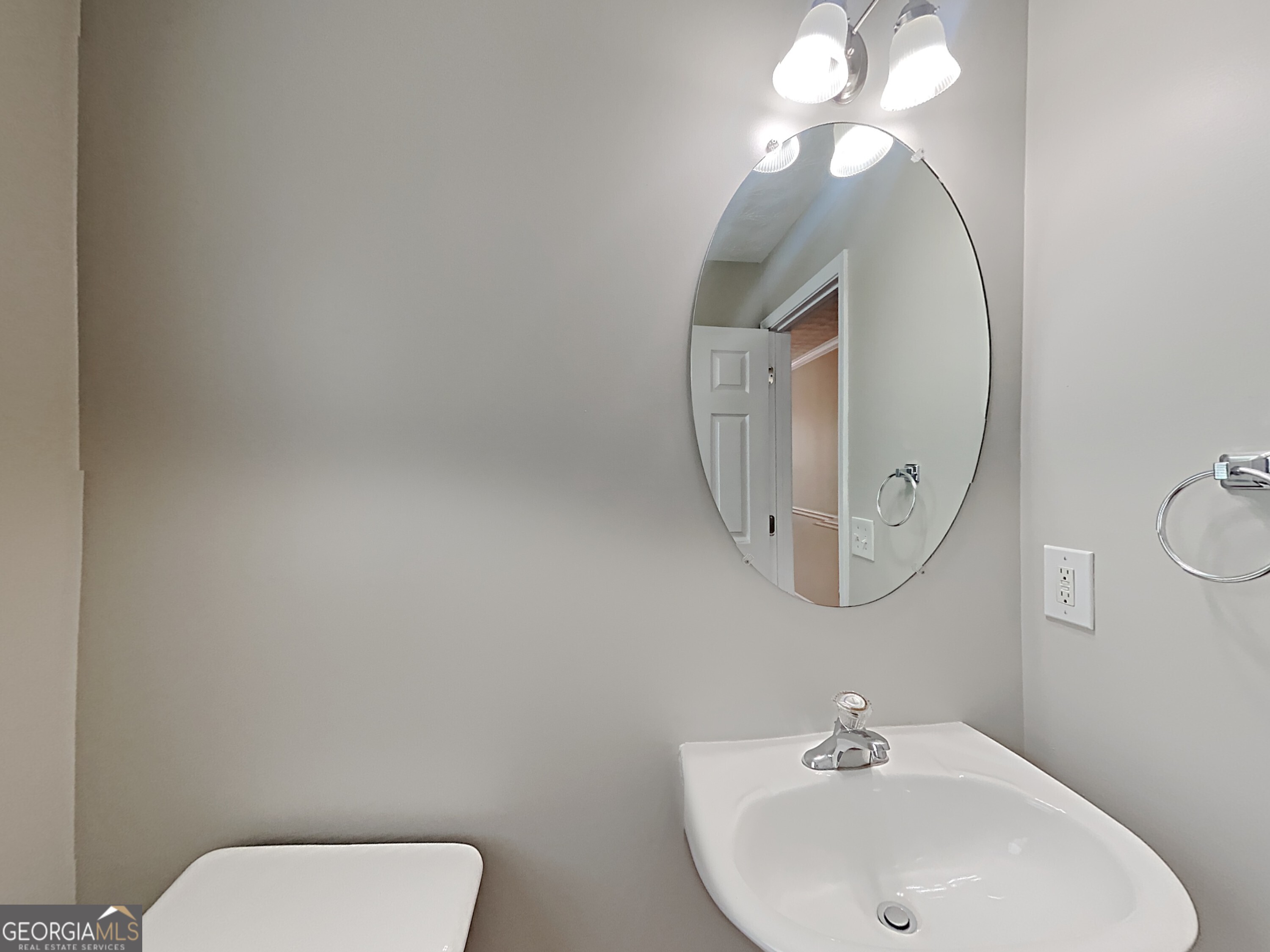 825 Roxfield Court Property Photo 23