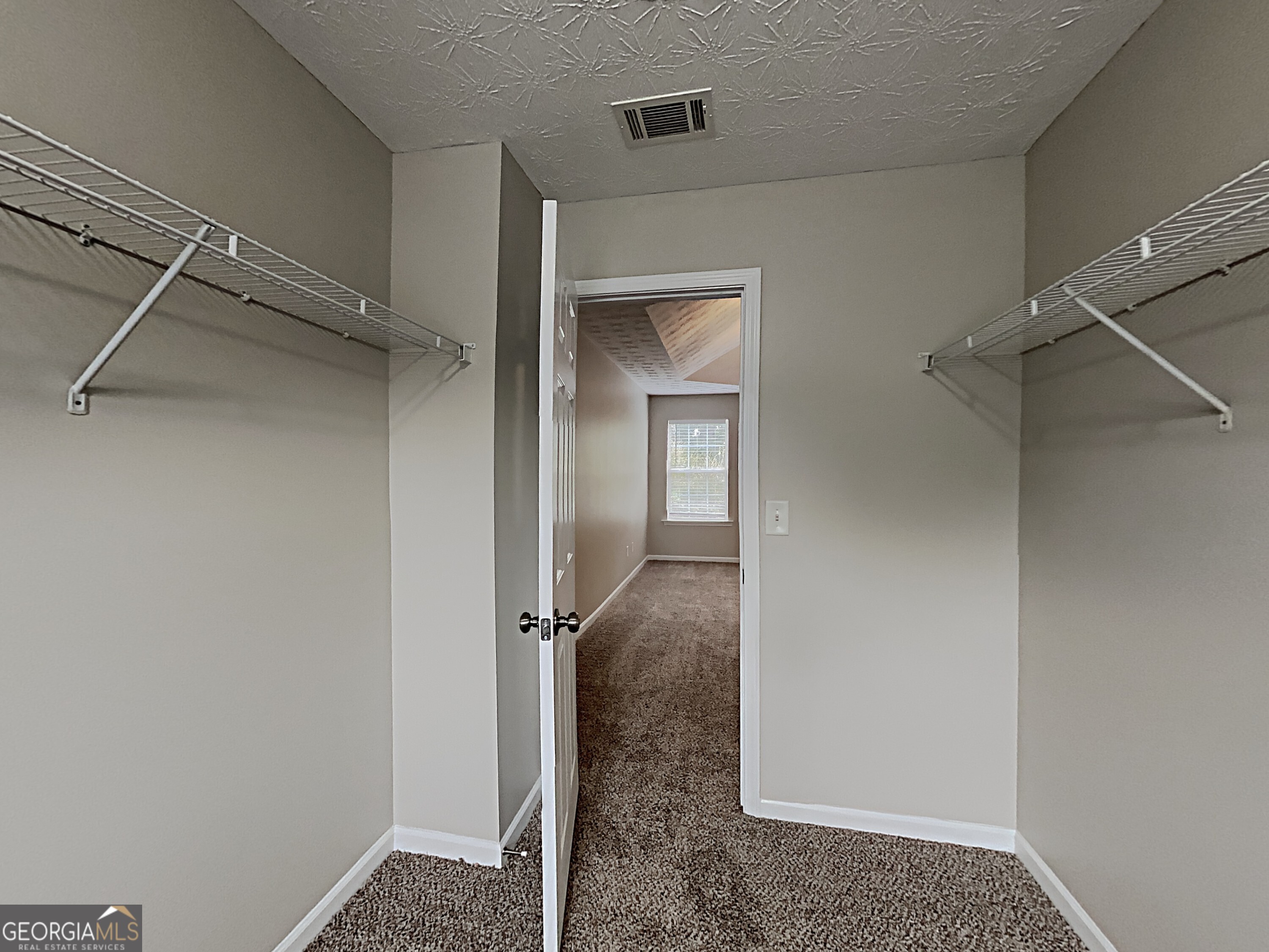 825 Roxfield Court Property Photo 25