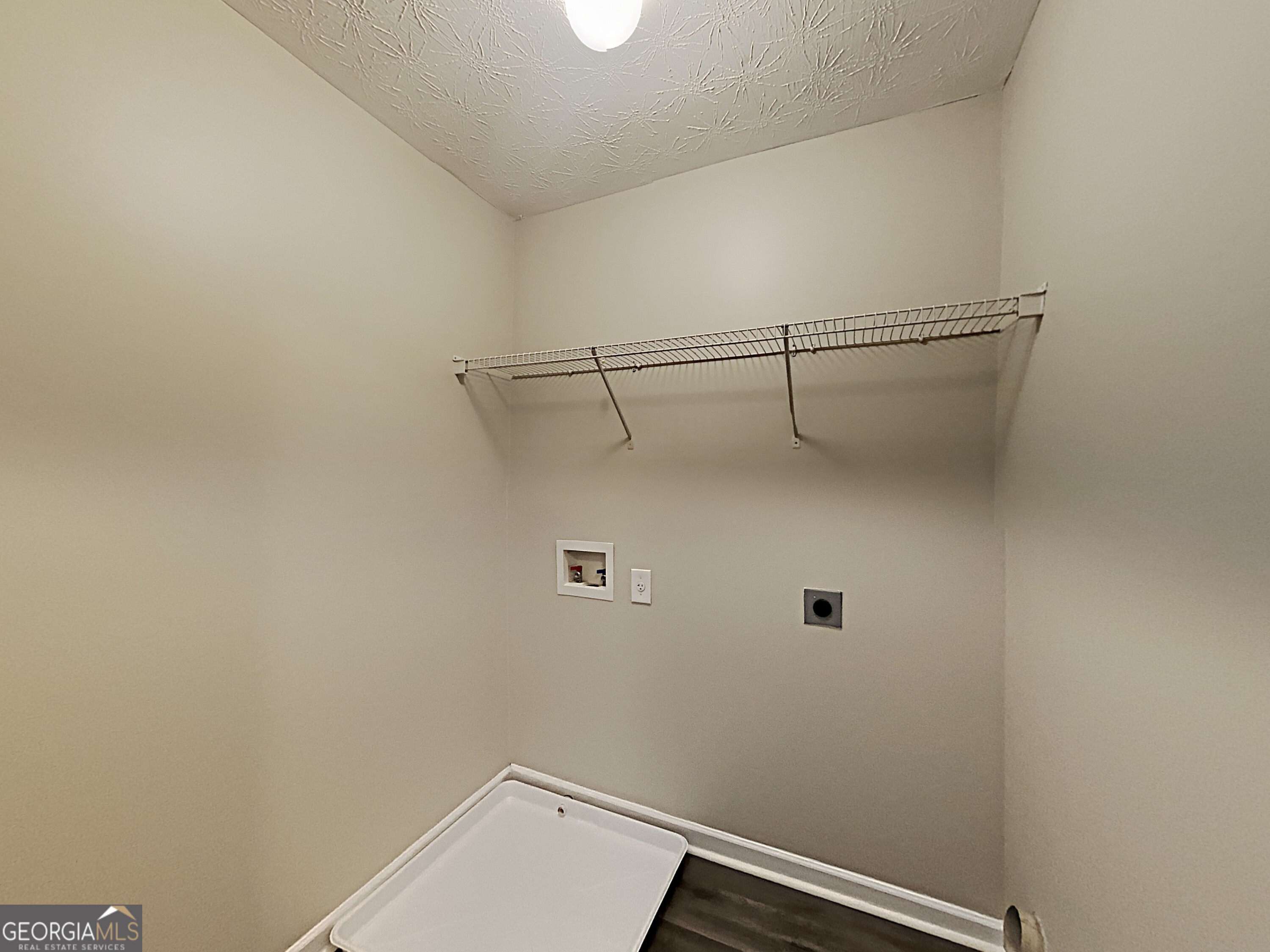 825 Roxfield Court Property Photo 27