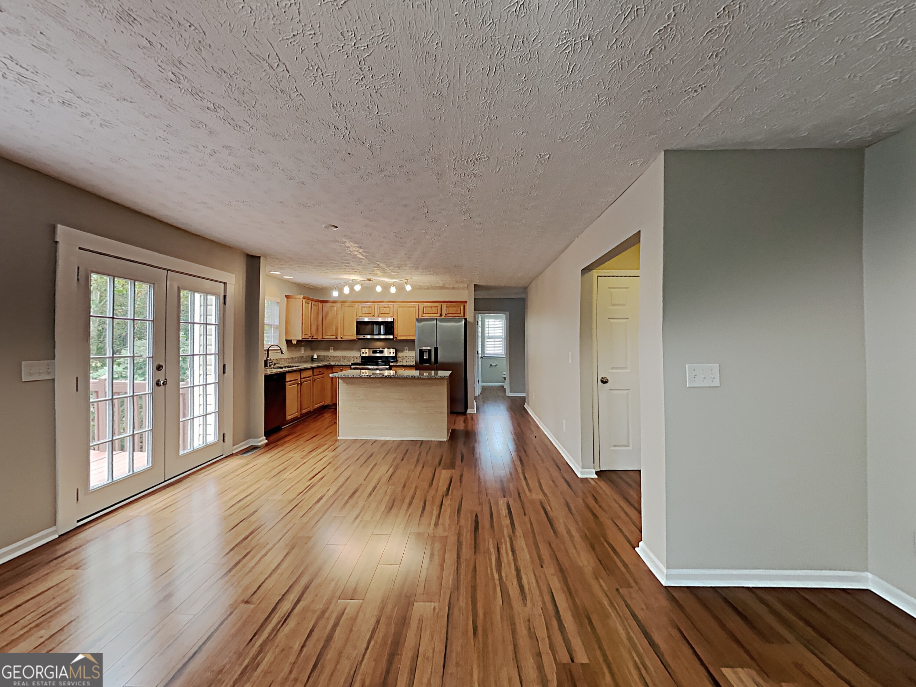 825 Roxfield Court Property Photo 34