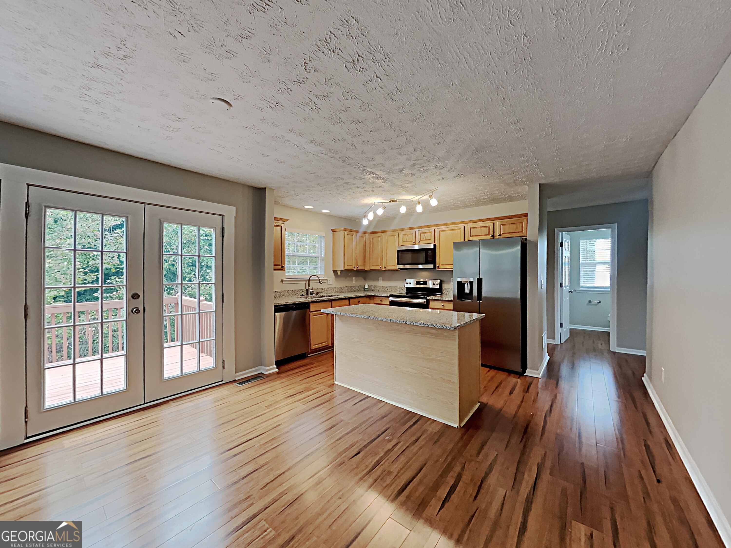 825 Roxfield Court Property Photo 35