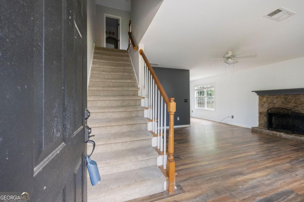147 Richmond Drive Property Photo 4