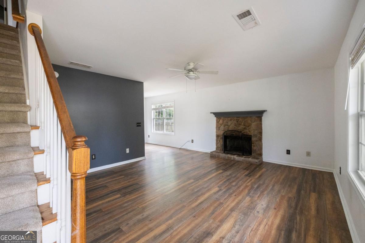 147 Richmond Drive Property Photo 6