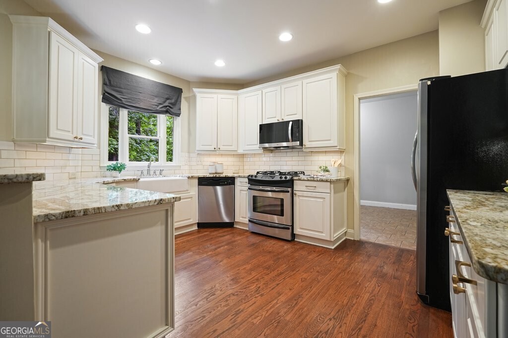 12110 Lonsdale Lane Property Photo 18
