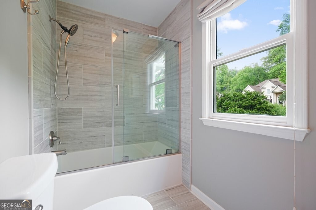 12110 Lonsdale Lane Property Photo 32