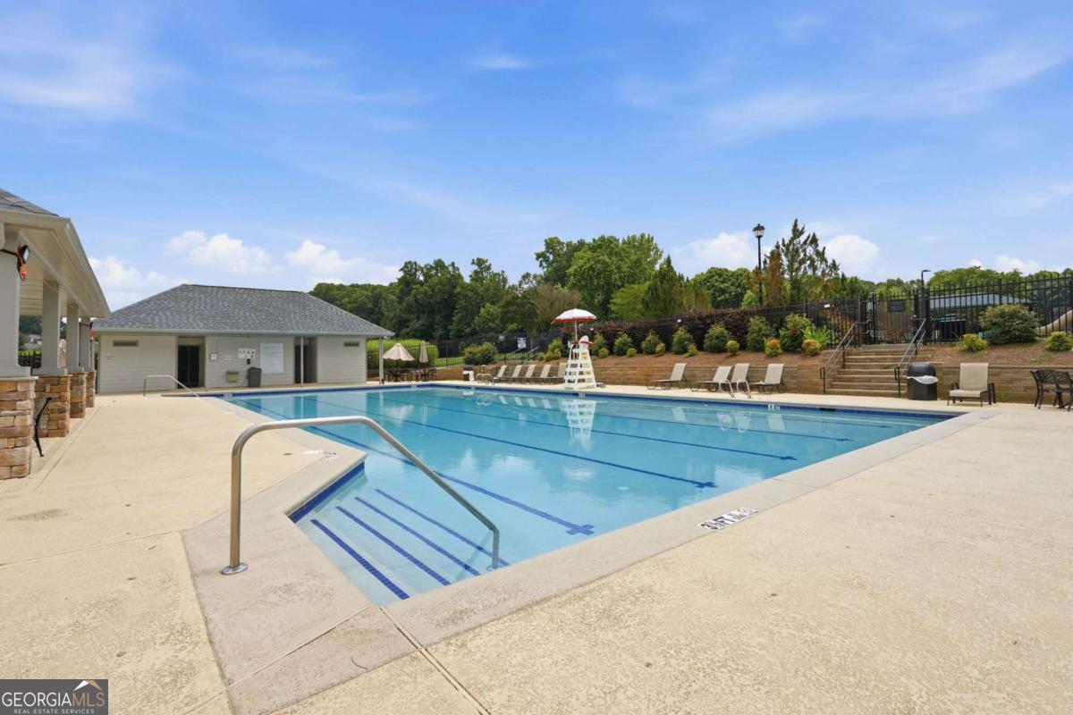 3840 Longlake Drive Property Photo 45