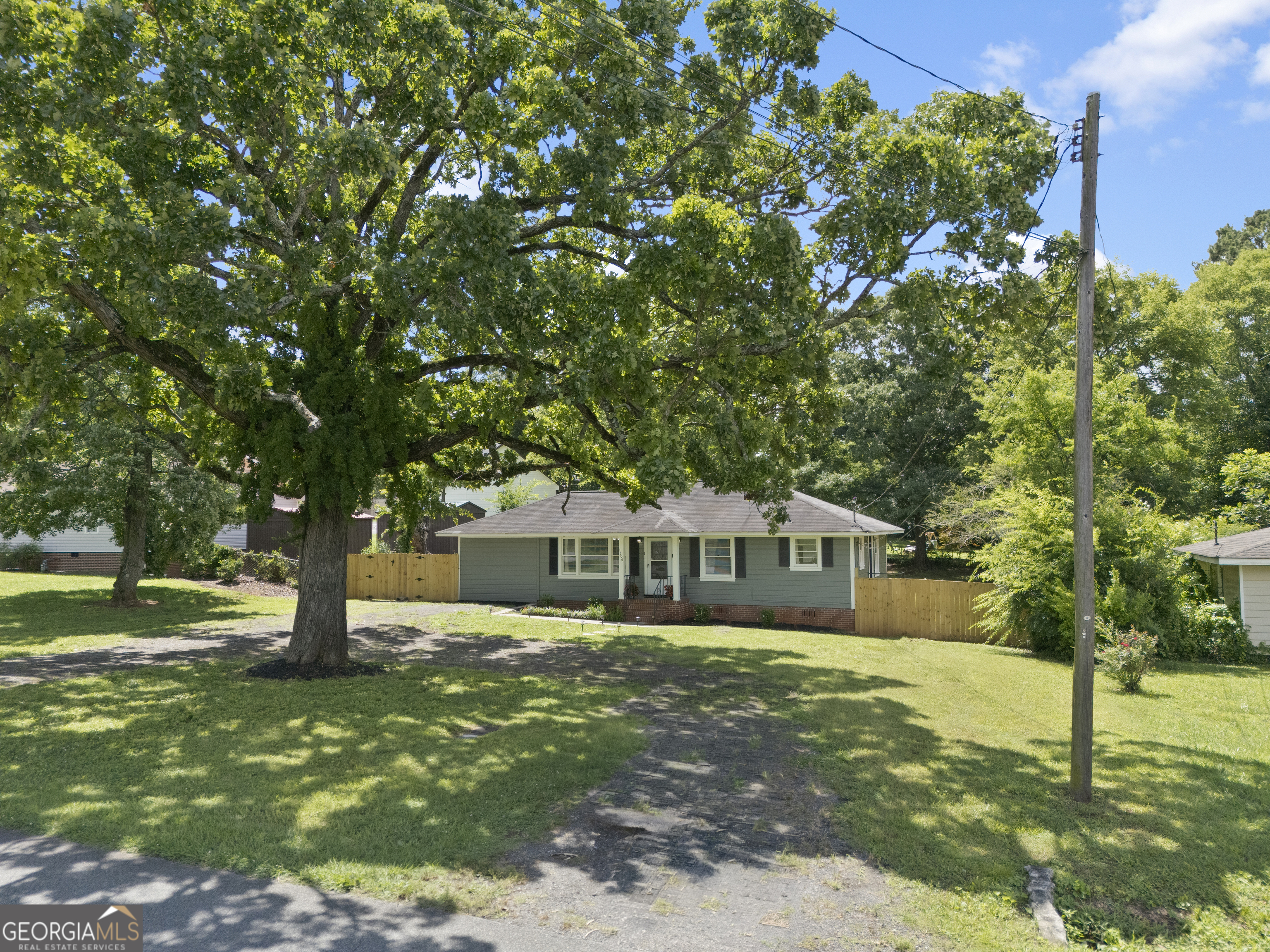 1306 Calhoun Avenue Property Photo 2