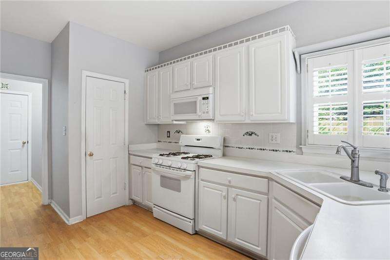 3923 Concord Walk Drive Se Property Photo 11