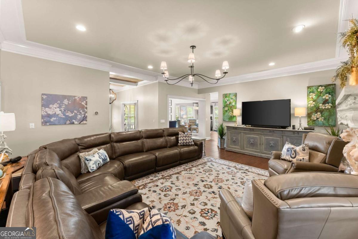 924 James Powers Road Property Photo 13