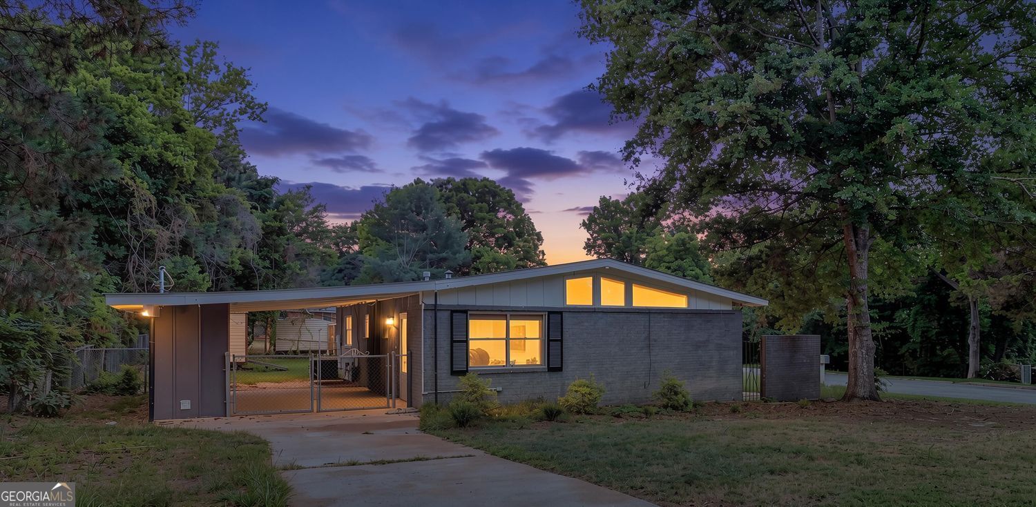 4704 Sentry Street Property Photo 1