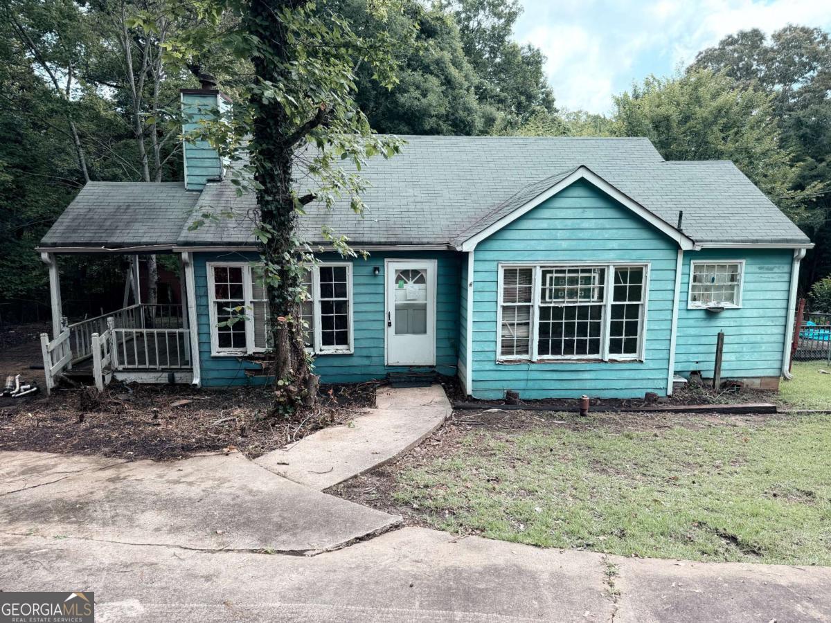 215 Polk Avenue Property Photo 1