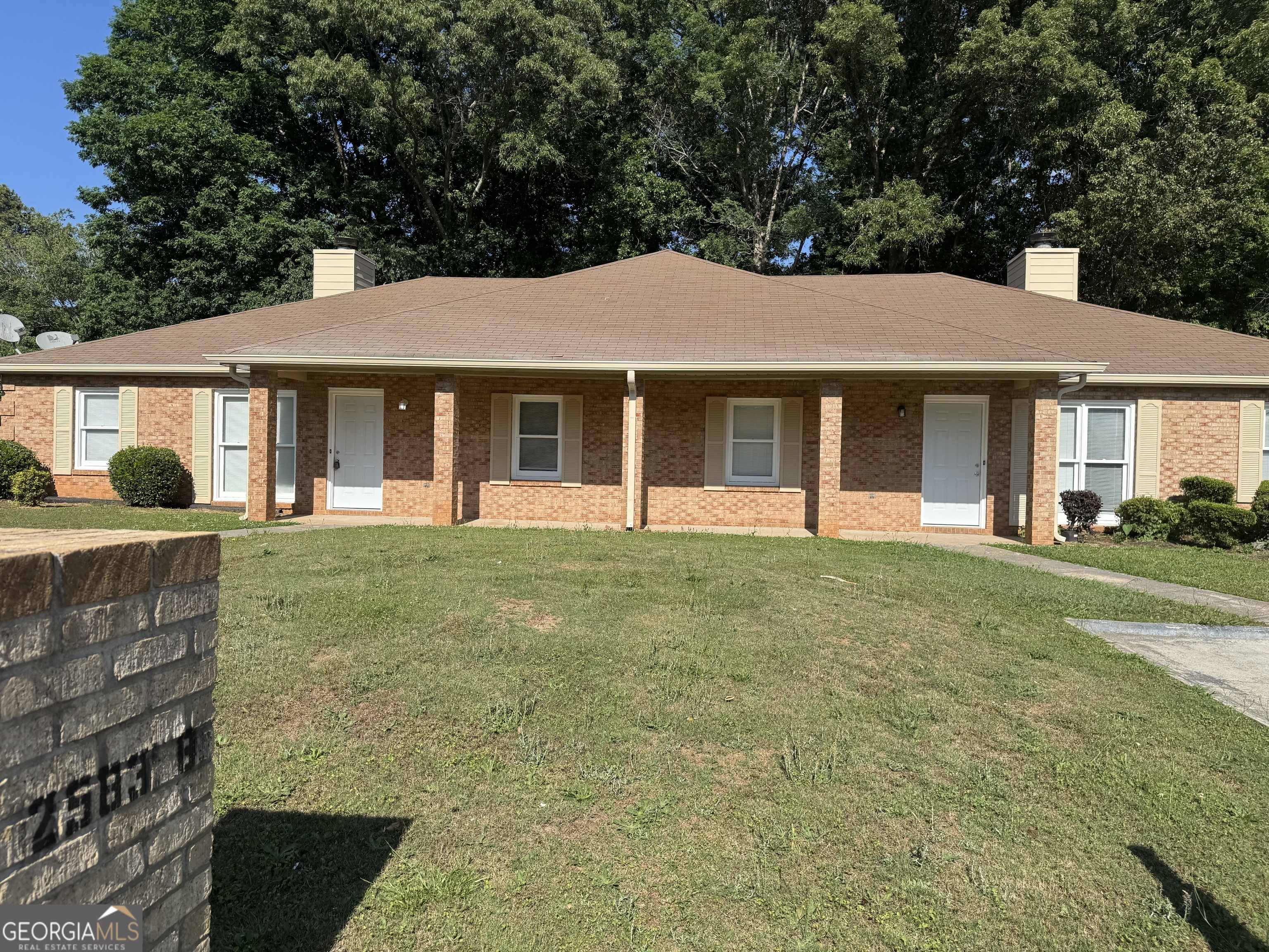 2583 A/B Fieldstone View Lane SE Property Photo 1