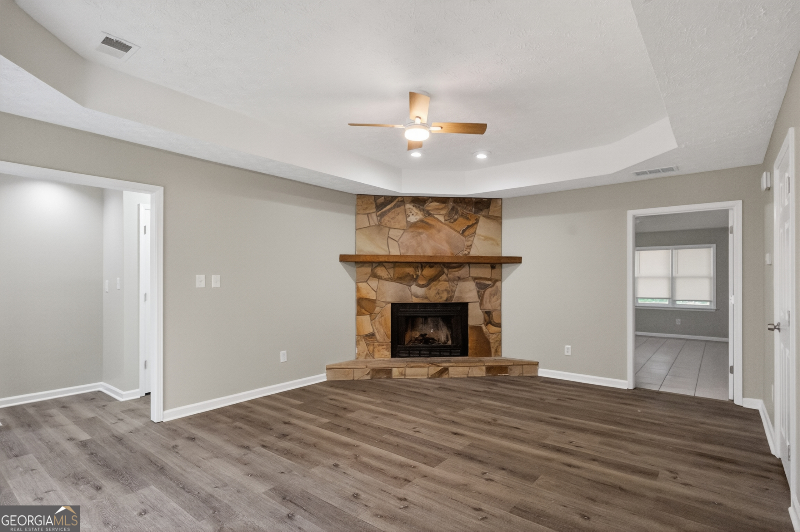 2583 A/b Fieldstone View Lane Se Property Photo 3
