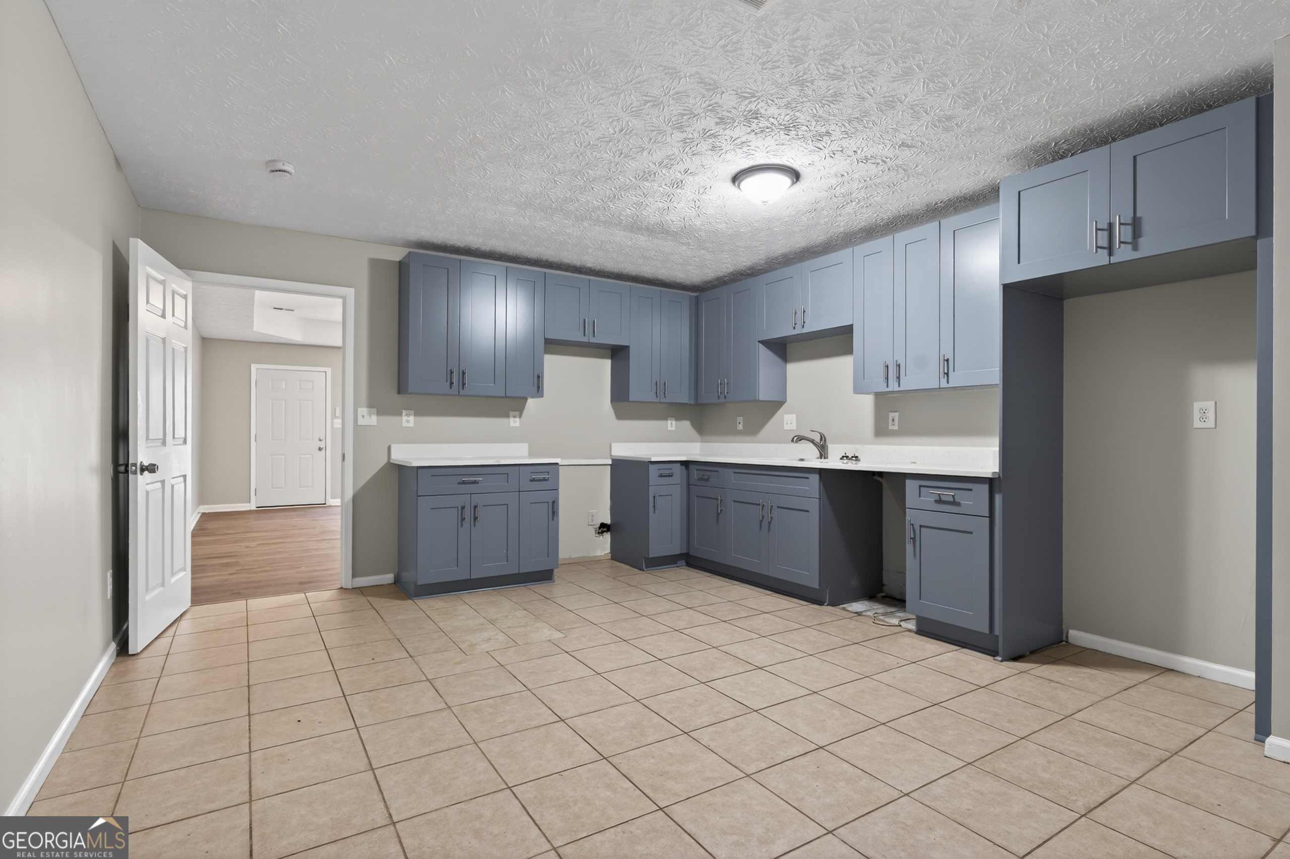 2583 A/b Fieldstone View Lane Se Property Photo 8