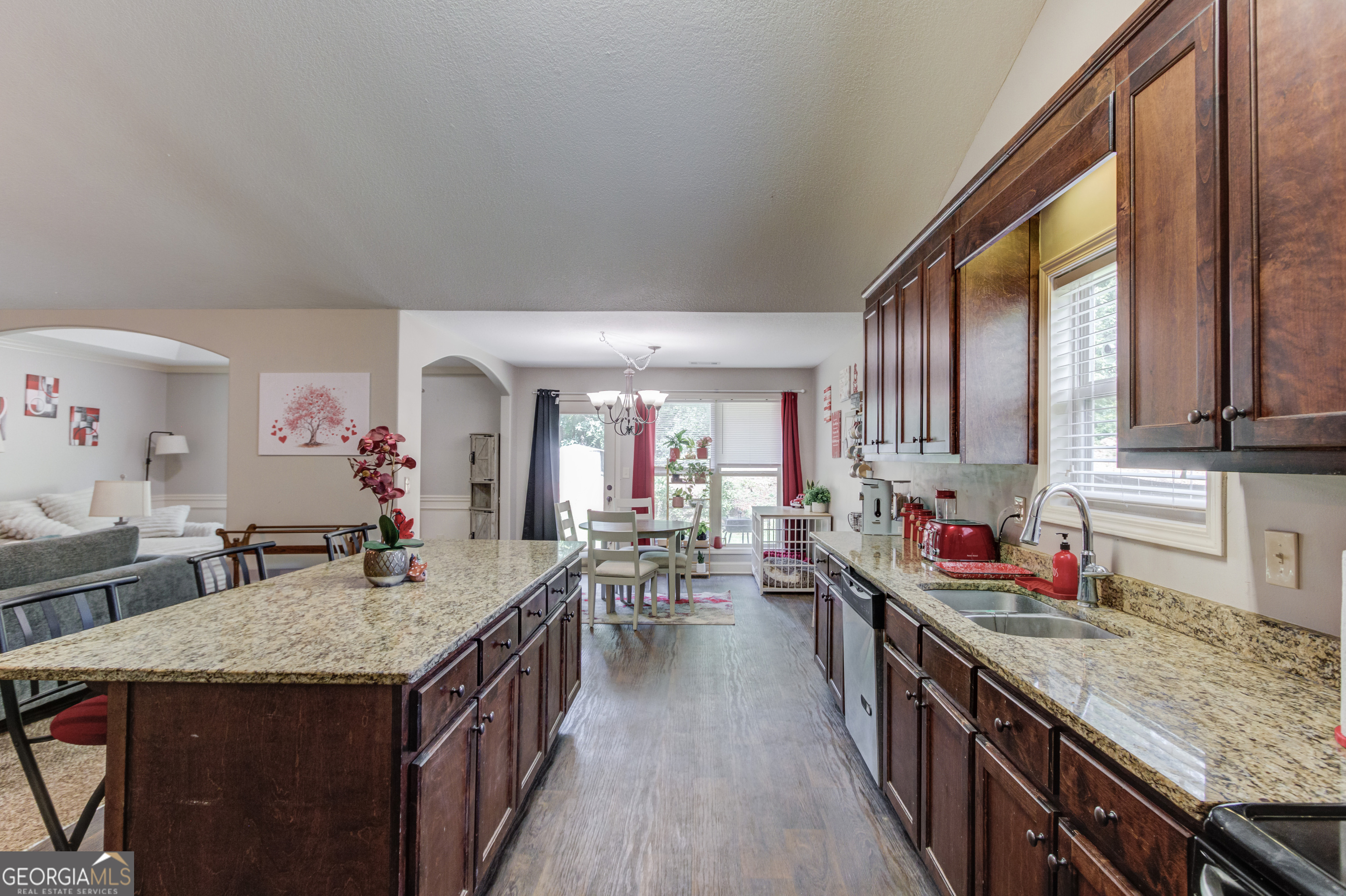 154 Rolling Oaks Lane Property Photo 12