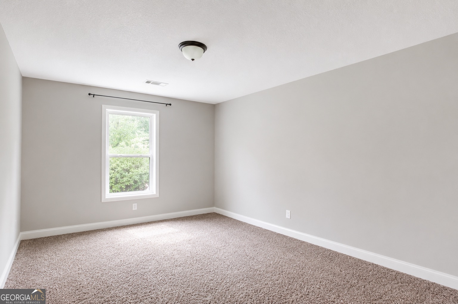 154 Rolling Oaks Lane Property Photo 28