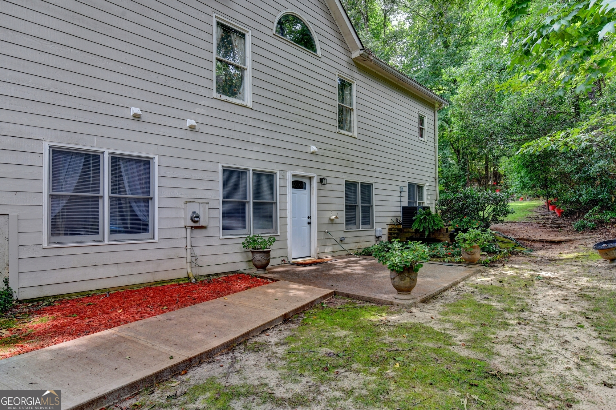 3260 Wood Springs Trace Property Photo 2