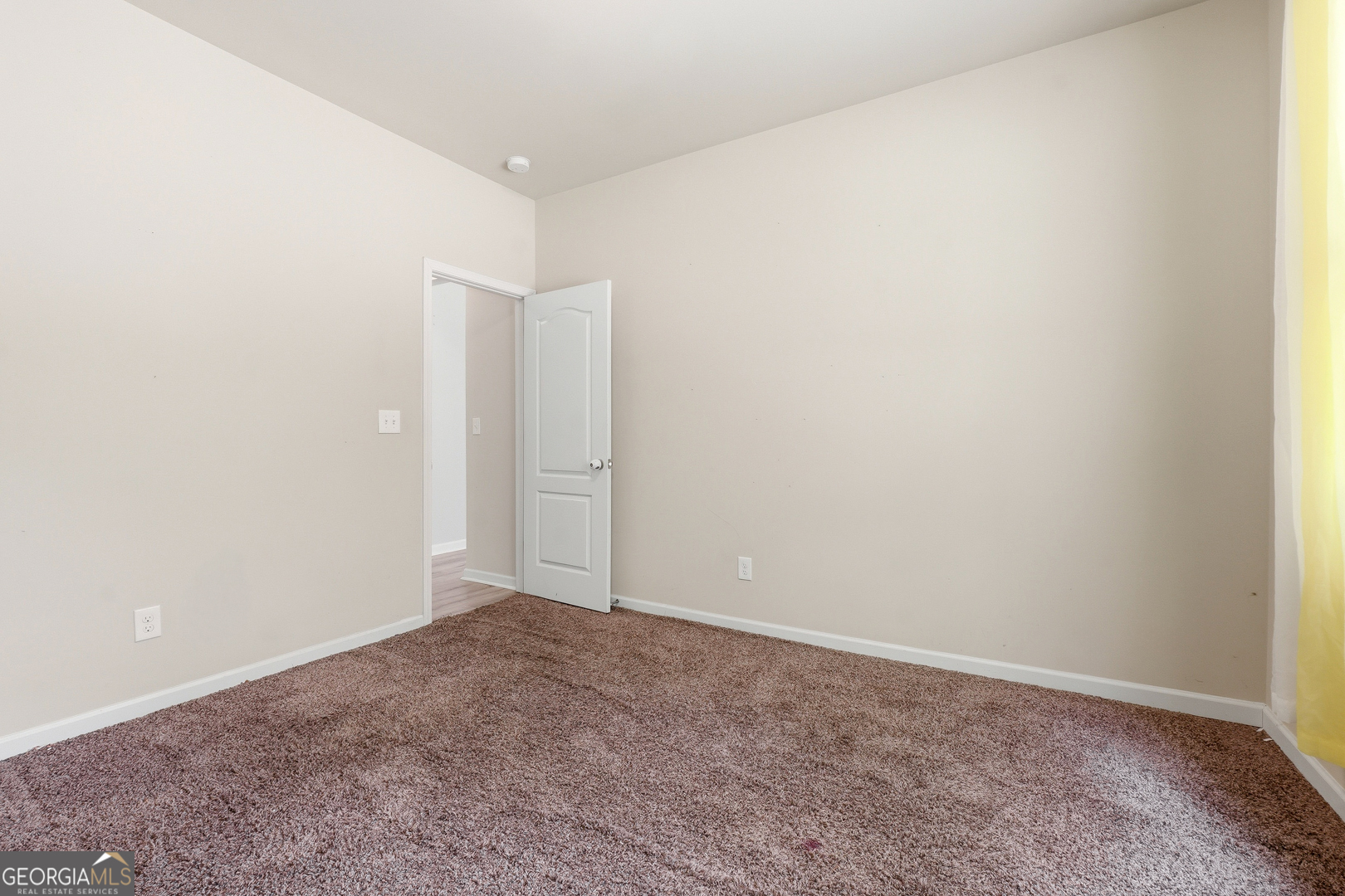5927 Hendrix Lane Property Photo 16