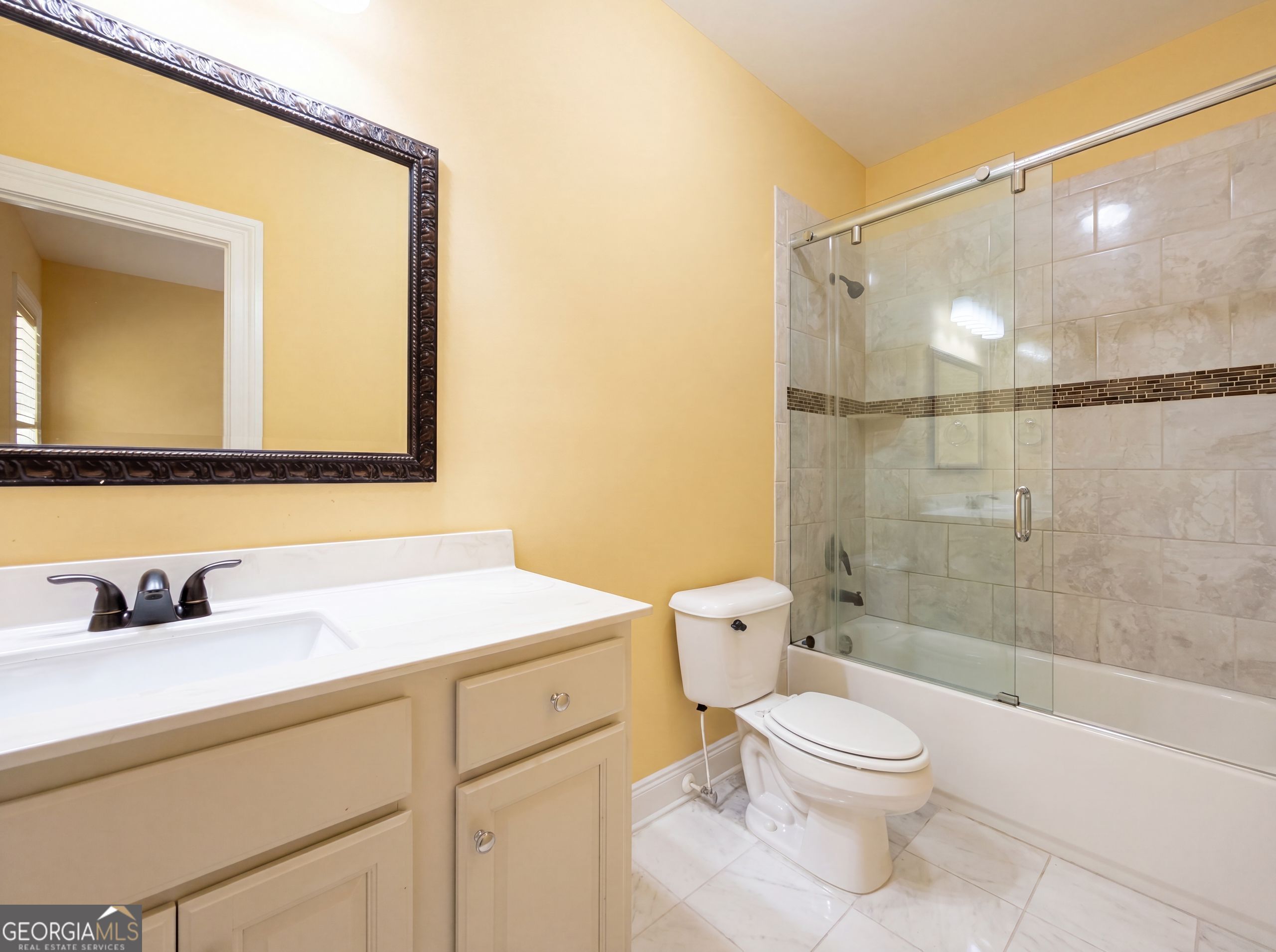 332 Warwick Place Property Photo 30