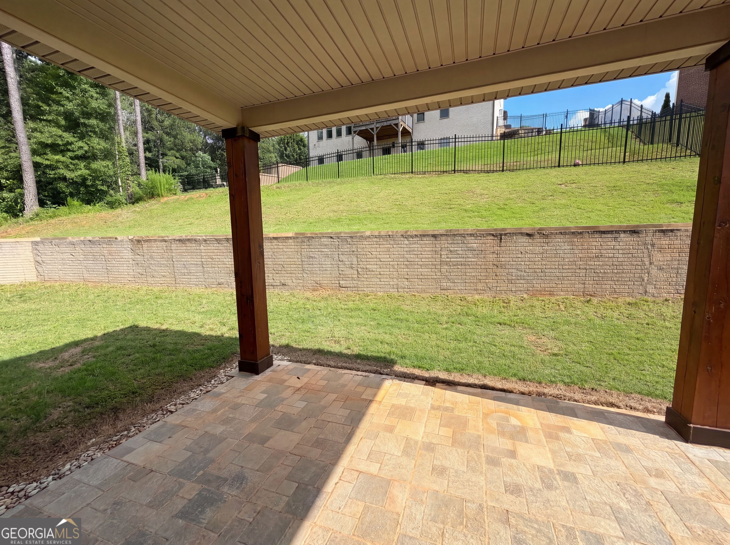 332 Warwick Place Property Photo 38