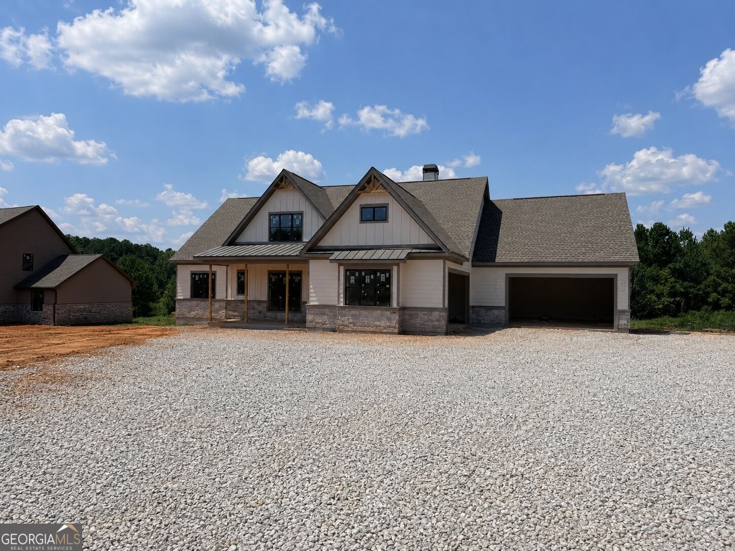 2121 Stonegate Way Property Photo 1