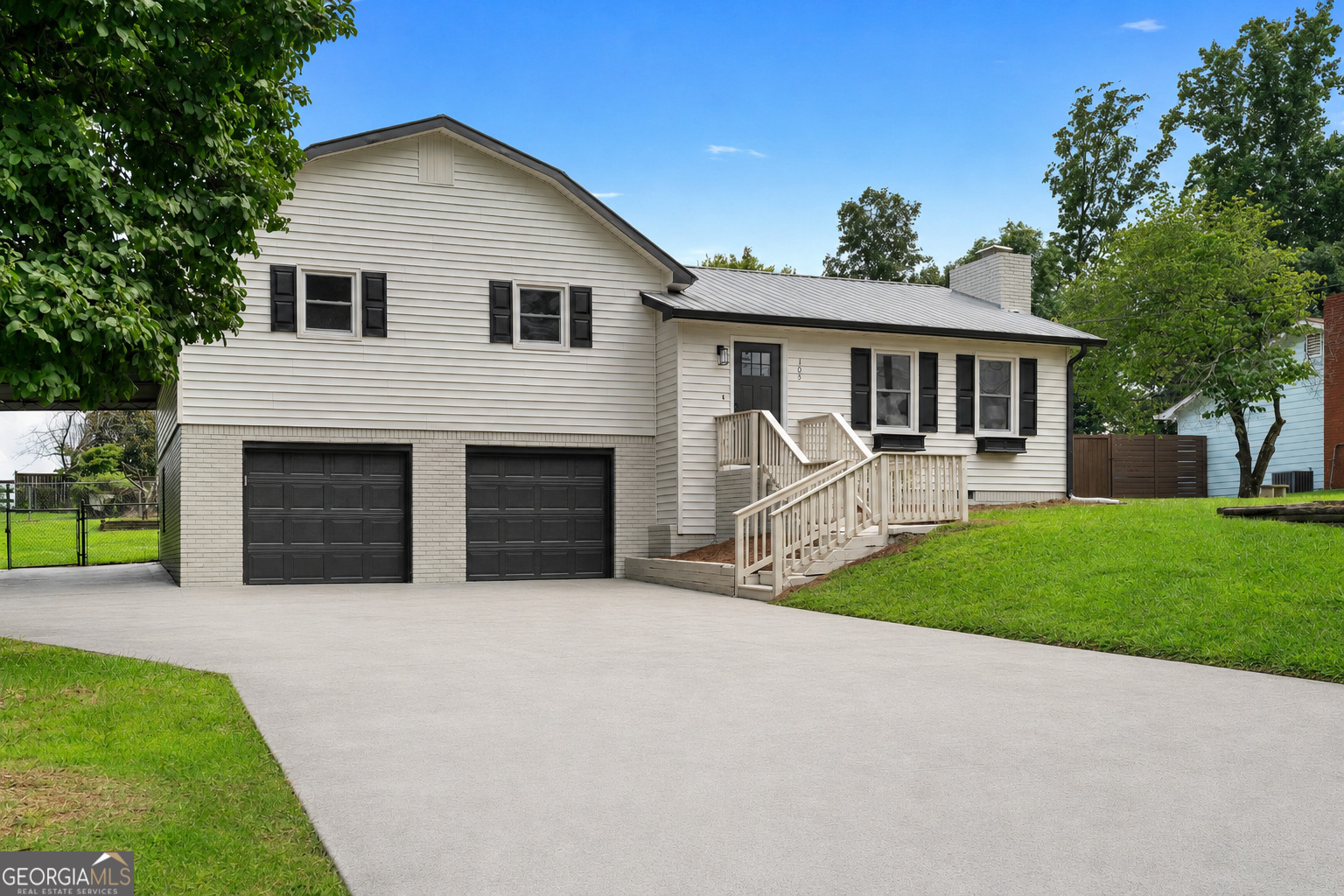 105 Trickum Hills Drive Property Photo 1