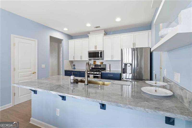 589 Jackson Street Property Photo 11