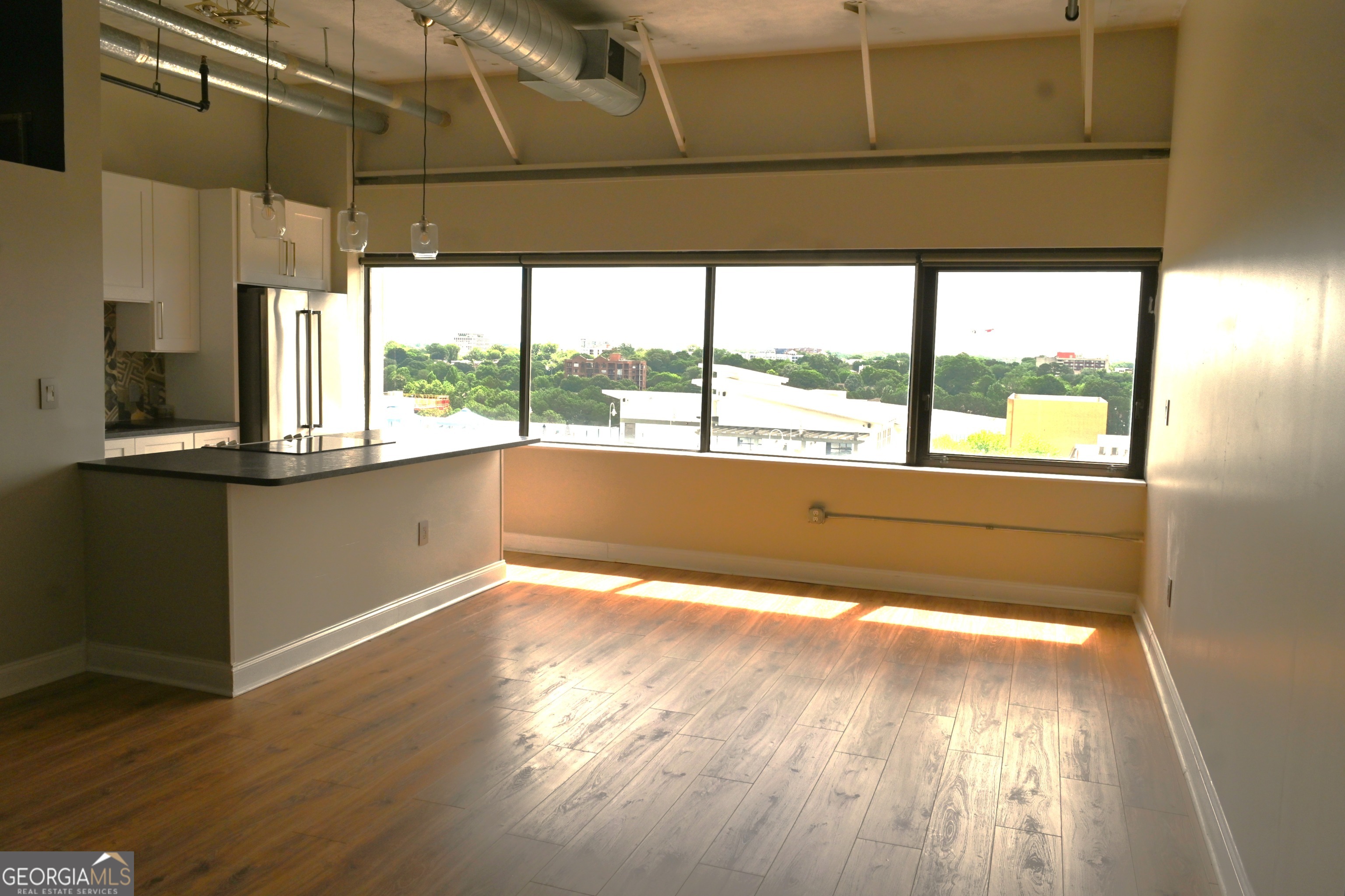 120 Ralph Mcgill Boulevard Ne # 809 Property Photo 3