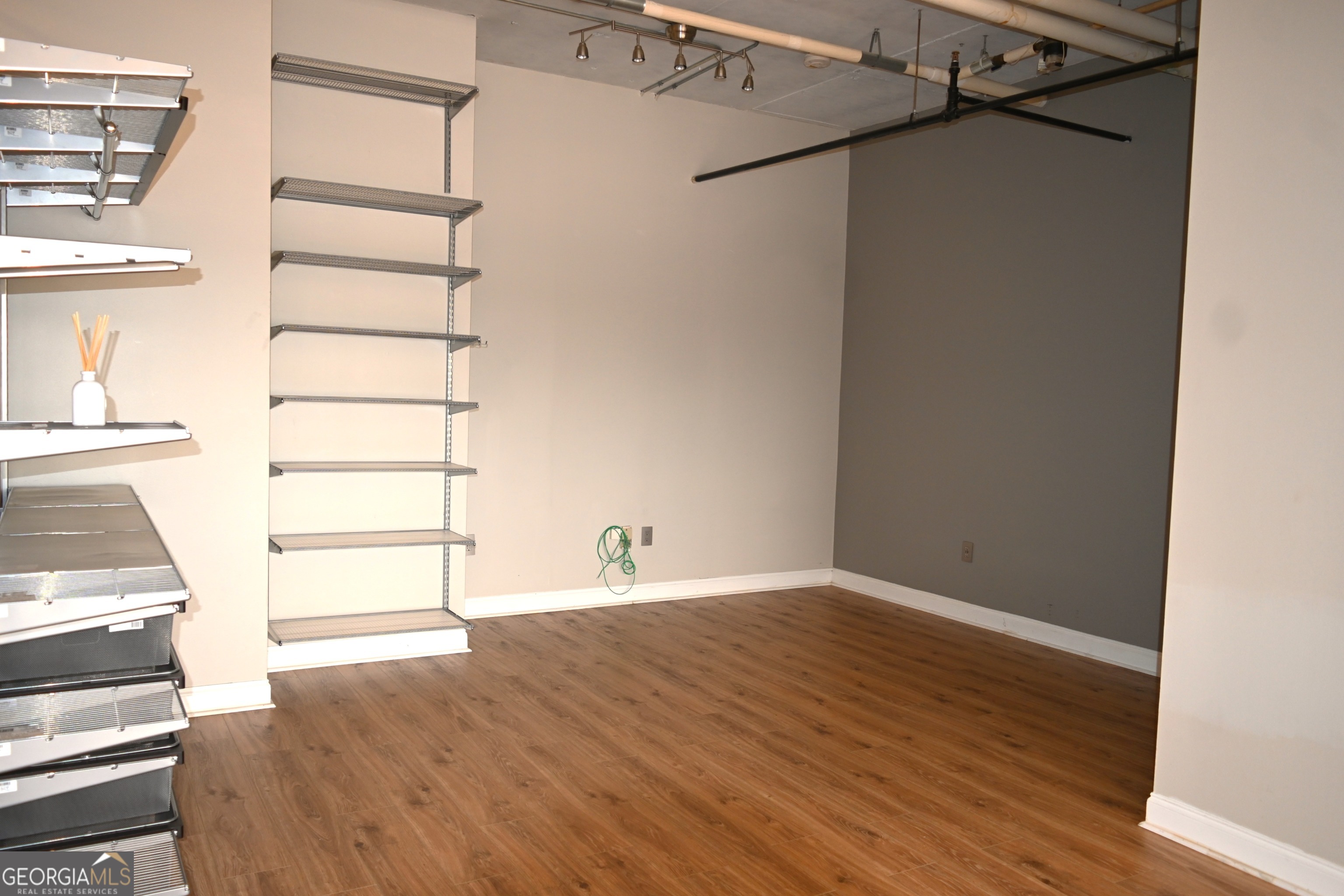120 Ralph Mcgill Boulevard Ne # 809 Property Photo 5