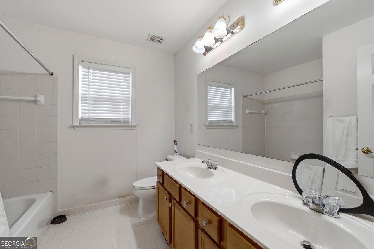 2989 Heritage Oaks Circle Property Photo 25