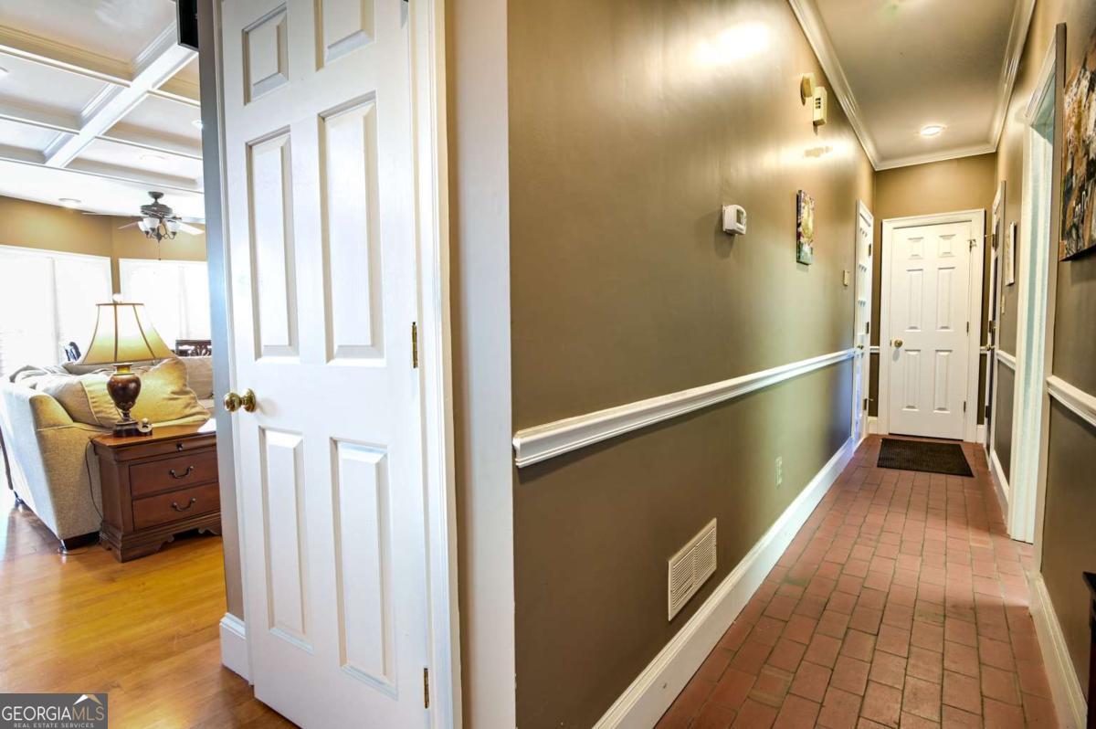 1010 Forrest Hills Point Property Photo 47