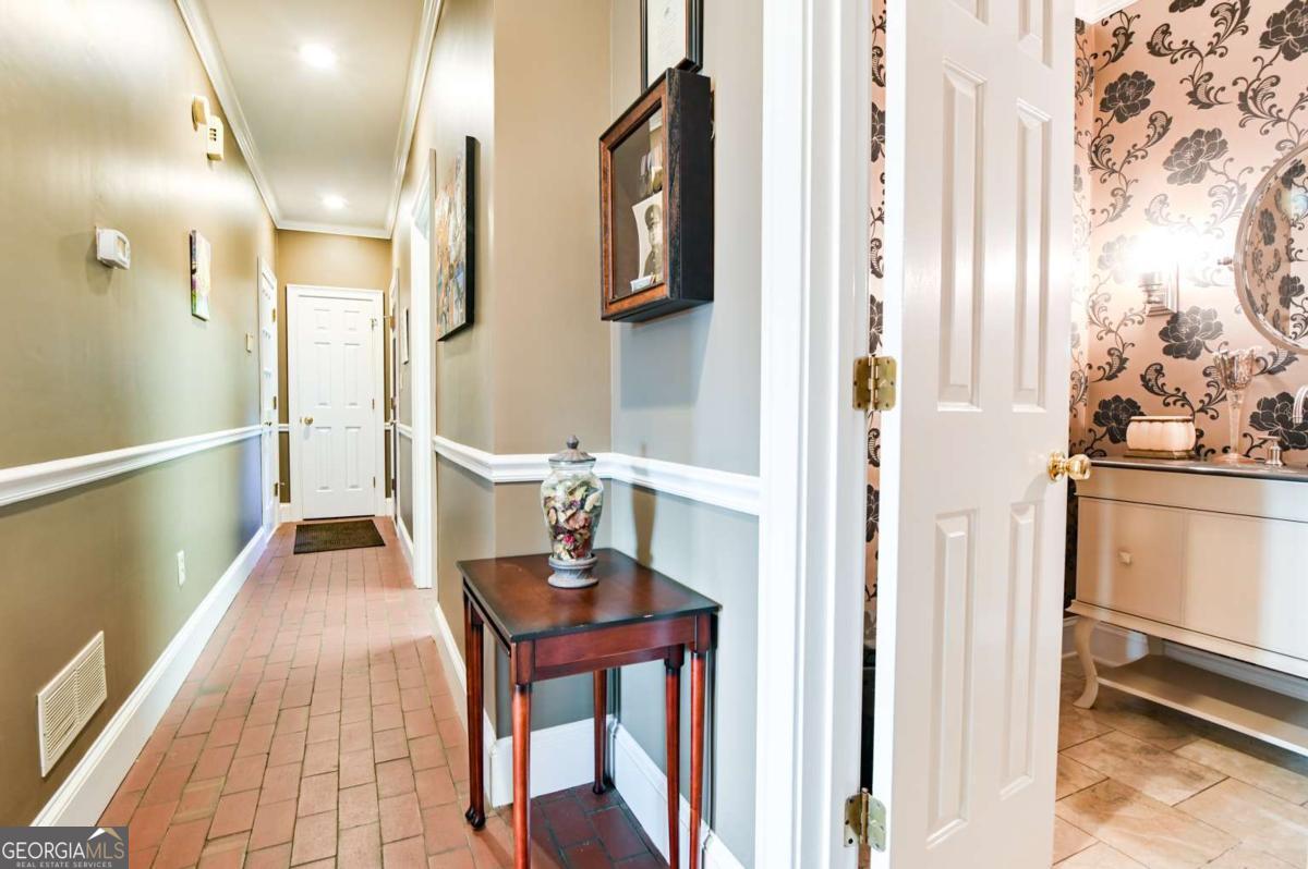 1010 Forrest Hills Point Property Photo 48