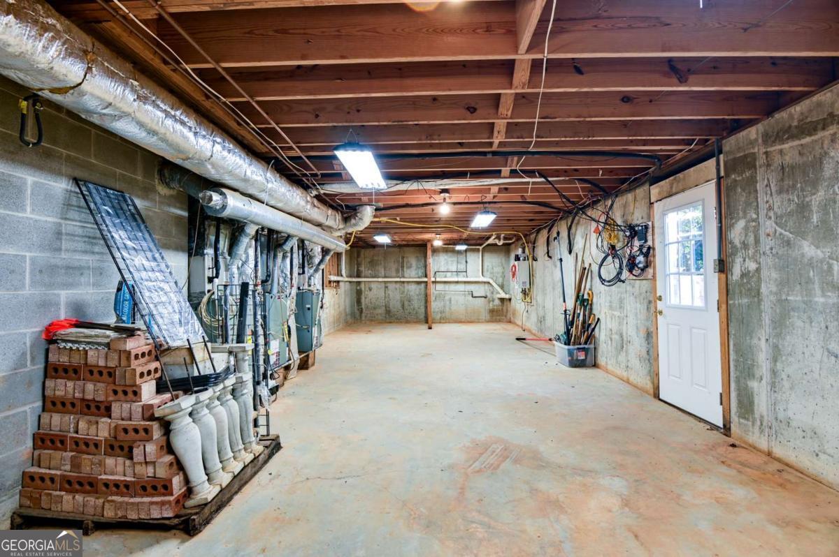 1010 Forrest Hills Point Property Photo 63