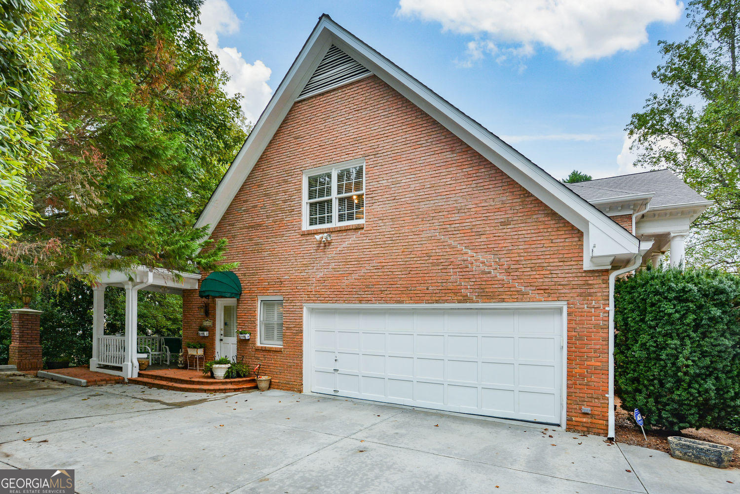 1640 Lazy River Lane Property Photo 7
