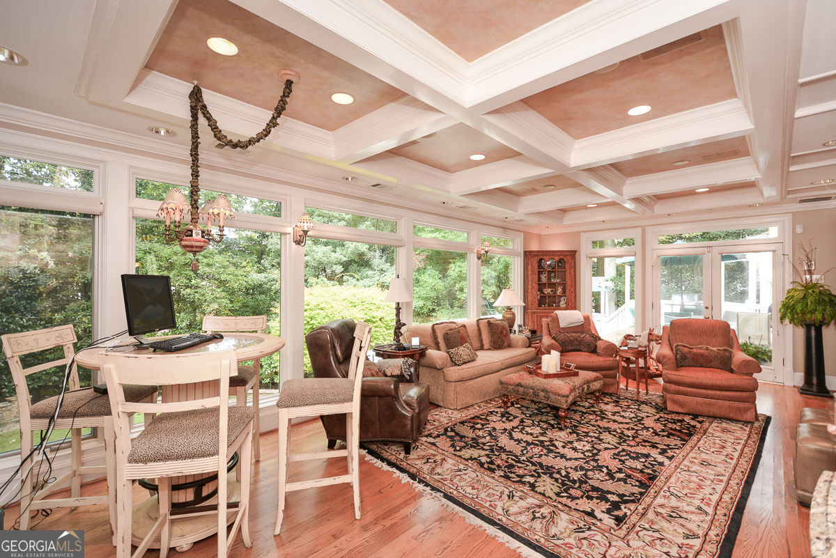 1640 Lazy River Lane Property Photo 32