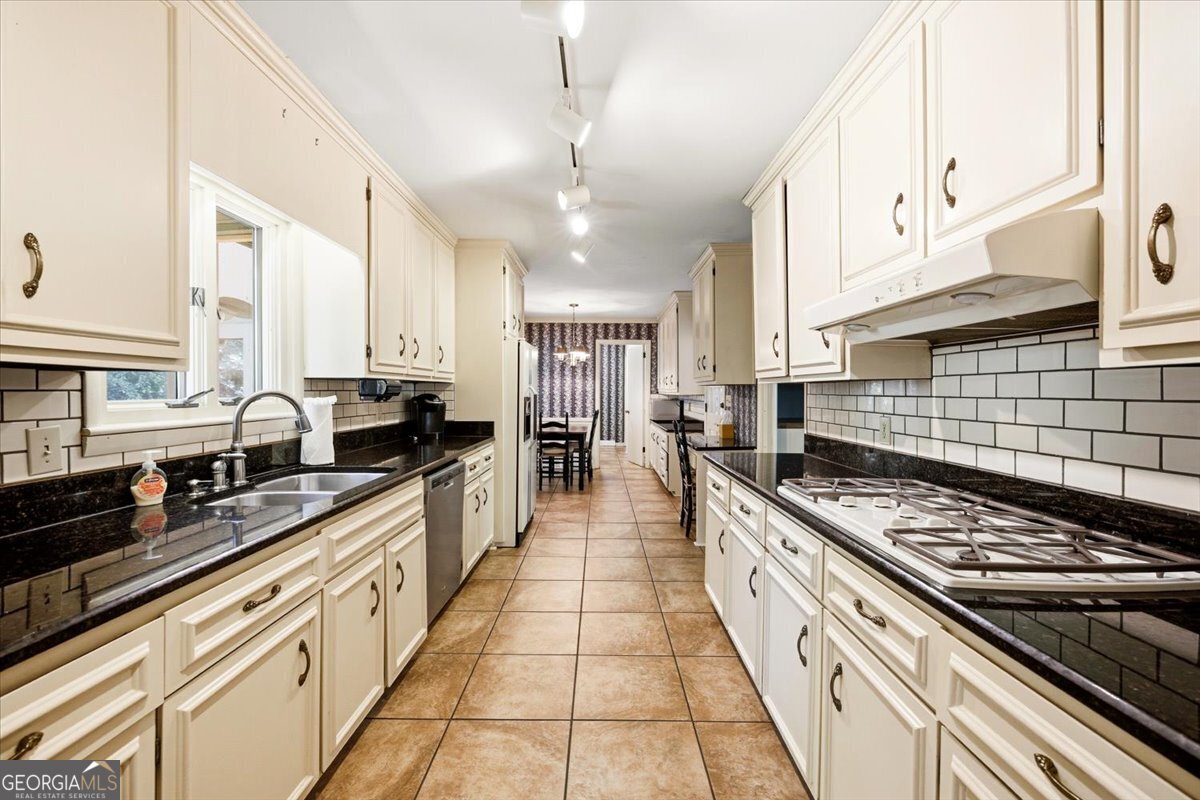 4848 Guerry Drive Property Photo 36