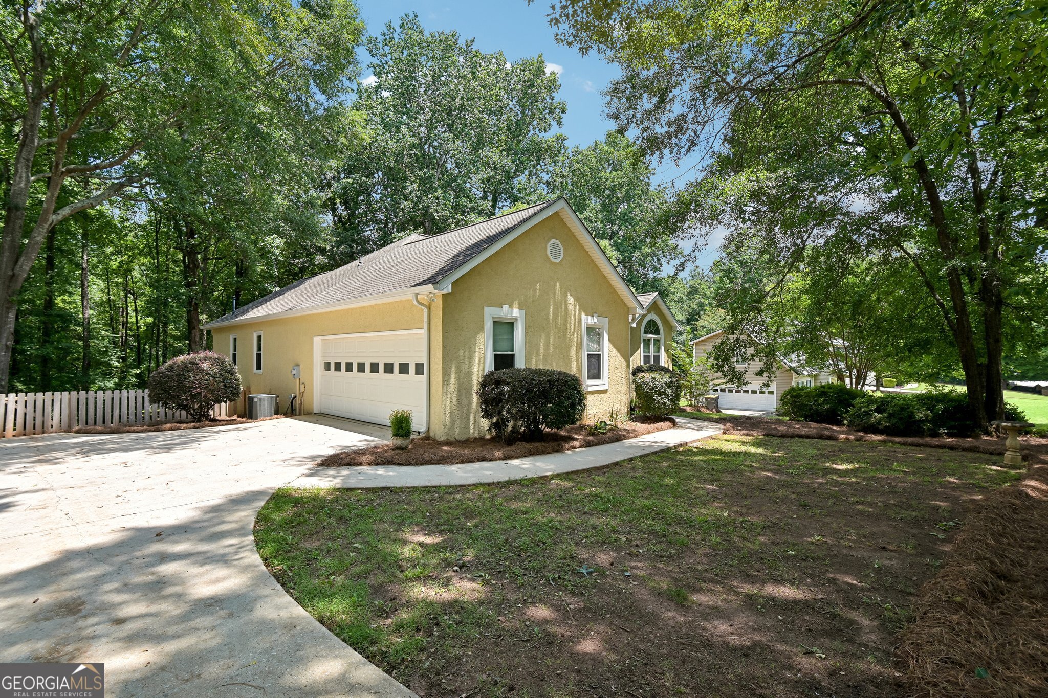 33 Bridgewater Drive Property Photo 2
