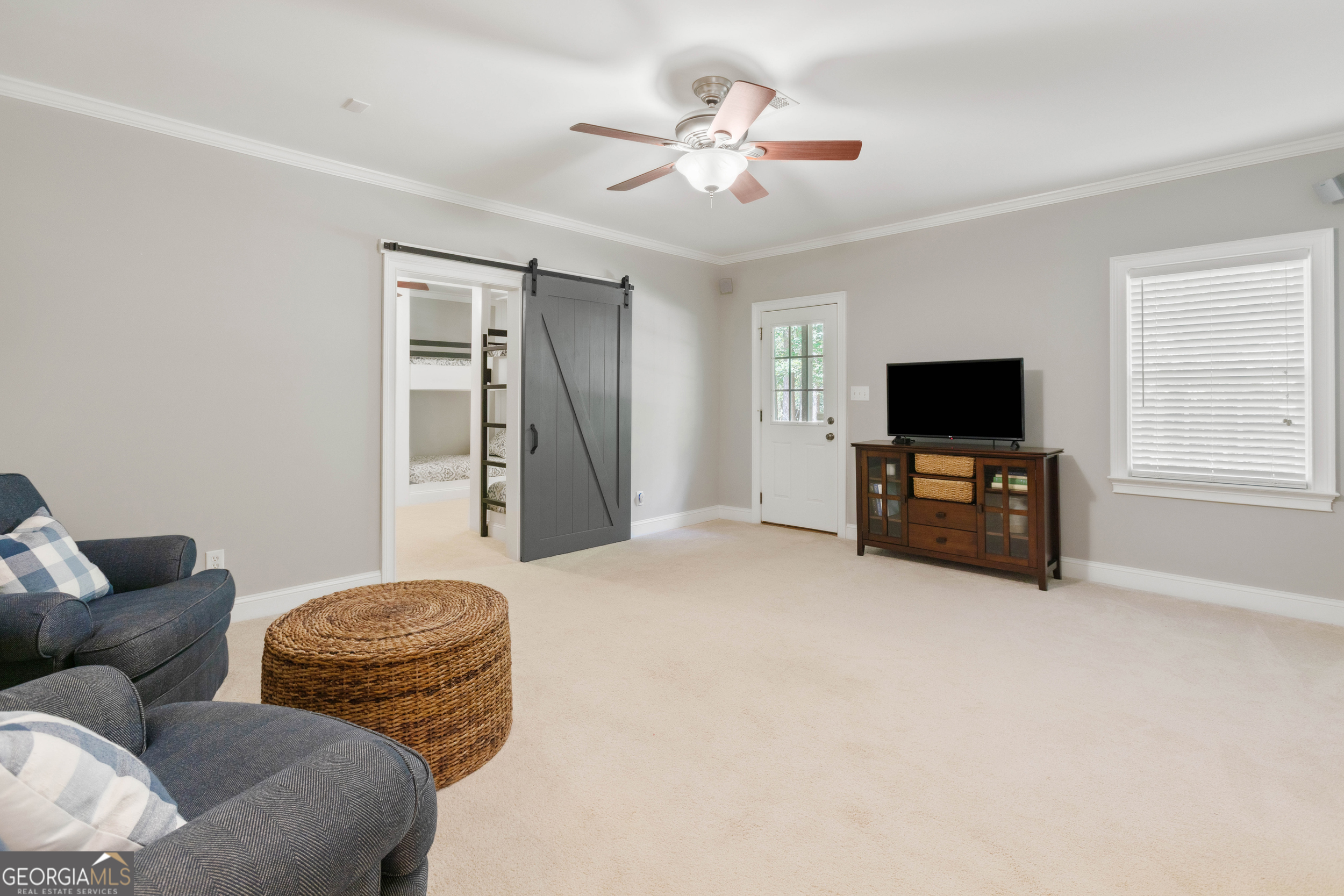 1030 Spring Lake Drive Property Photo 39