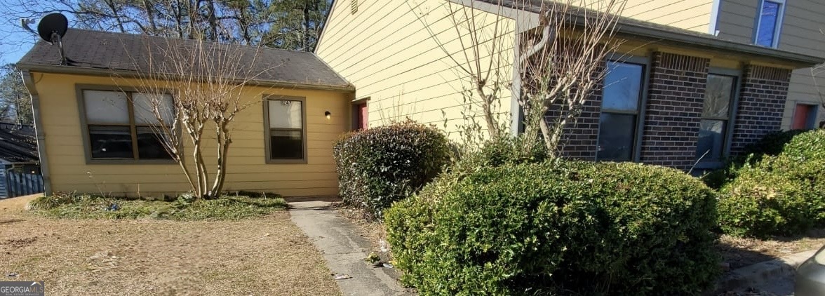 247 Mateo Walk