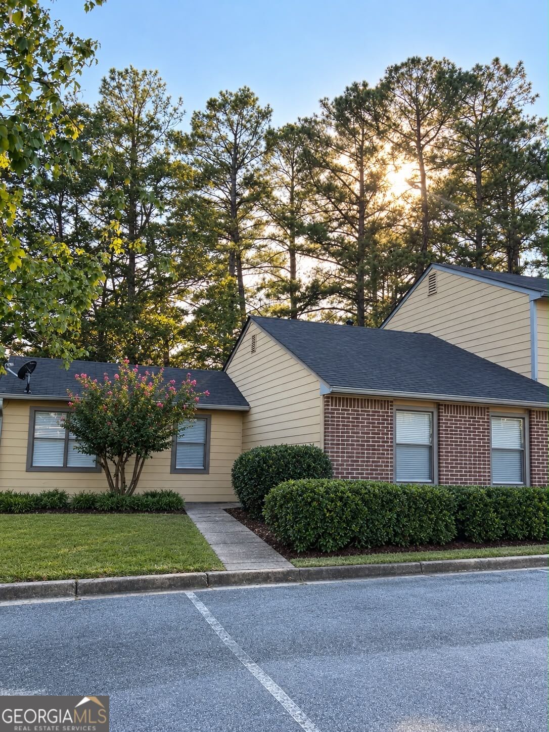 247 Mateo Walk Property Photo 1