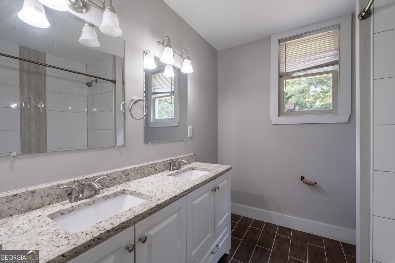 1412 Everhart Street Sw Property Photo 17