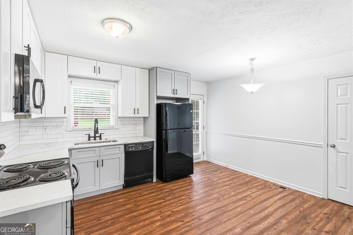 5082 Central Church Road Property Photo 7