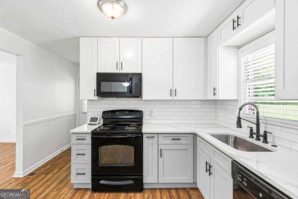 5082 Central Church Road Property Photo 8