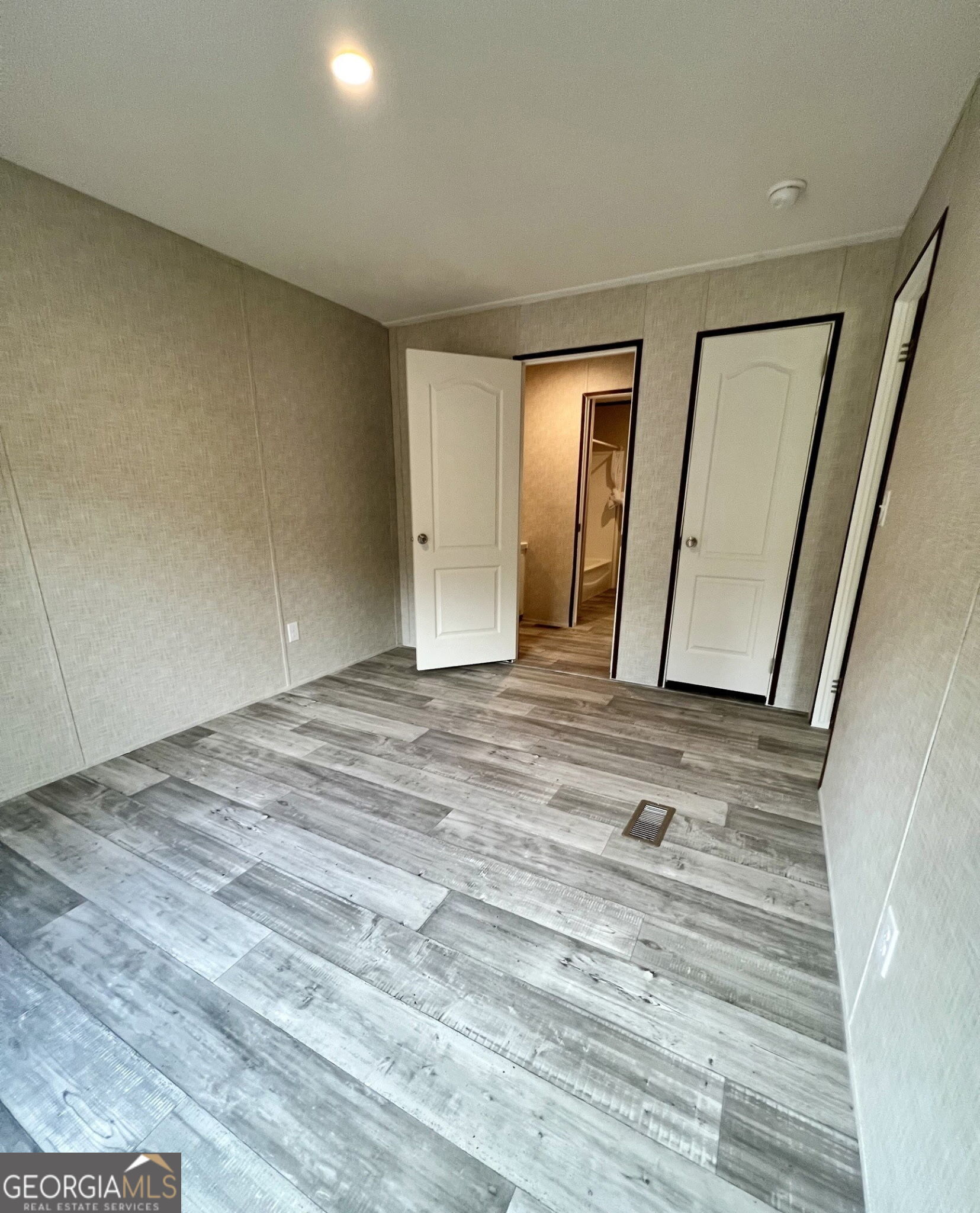 223 Pelican Road Property Photo 5