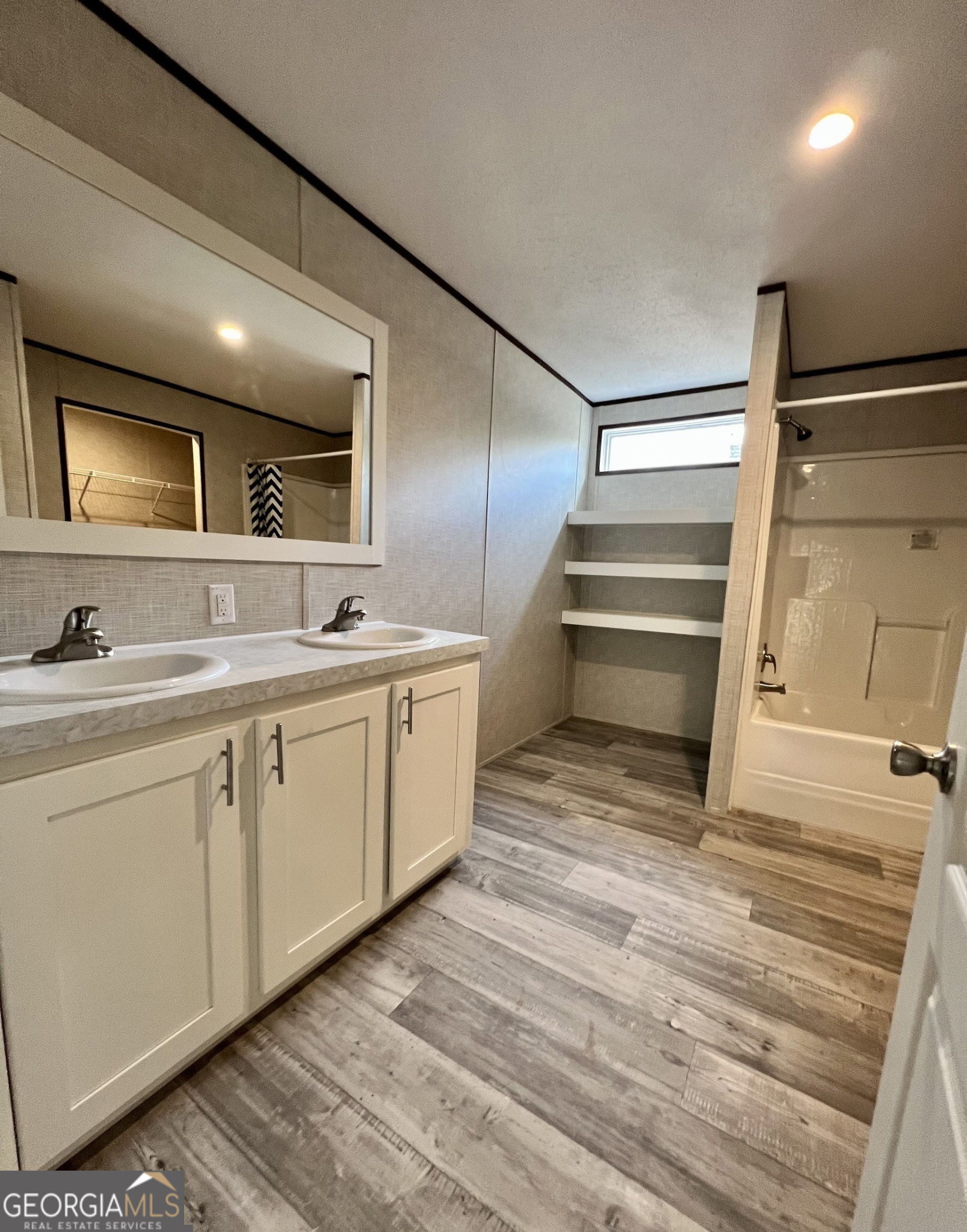 223 Pelican Road Property Photo 12